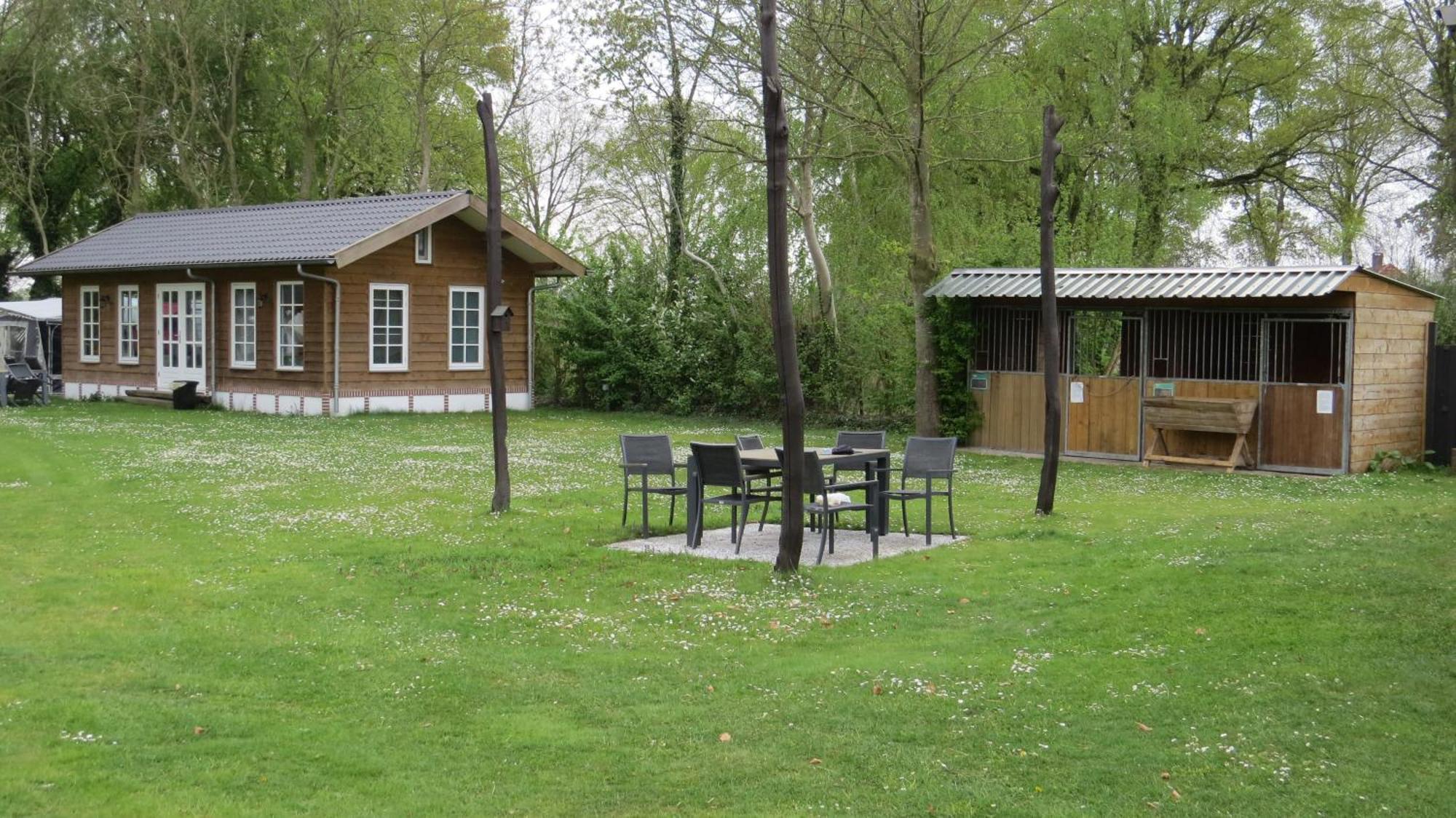 Hoeveheikant Lage Mierde Exterior photo
